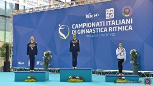 podio foto simone ferraro sfe 4855 copia